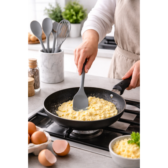 4’lü Silikon Mutfak Seti Isıya Dayanıklı Spatula Kaşık Fırça Çırpıcı Yanmaz Yapışmaz Gri